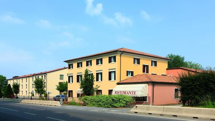 Gallery - Best Western Titian Inn Hotel Treviso
