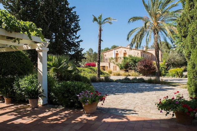 Gallery - Hotel Rural Can Feliu