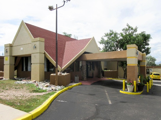 Gallery - Rodeway Inn & Suites