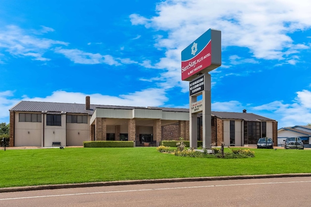 Gallery - Surestay Plus Hotel By Best Western Greenwood