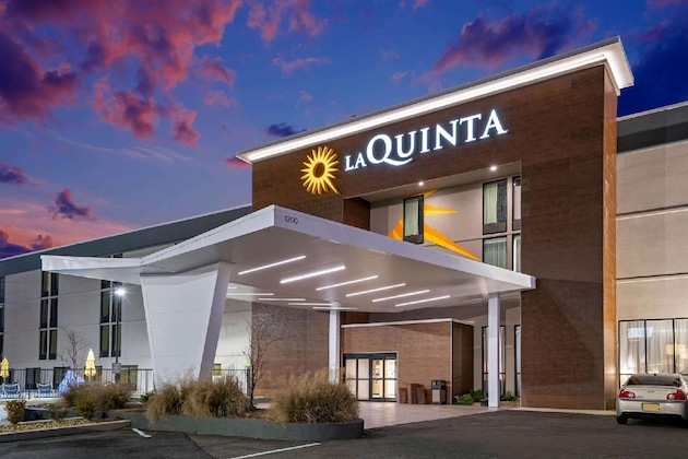 Gallery - La Quinta Inn & Suites By Wyndham Columbus Ms
