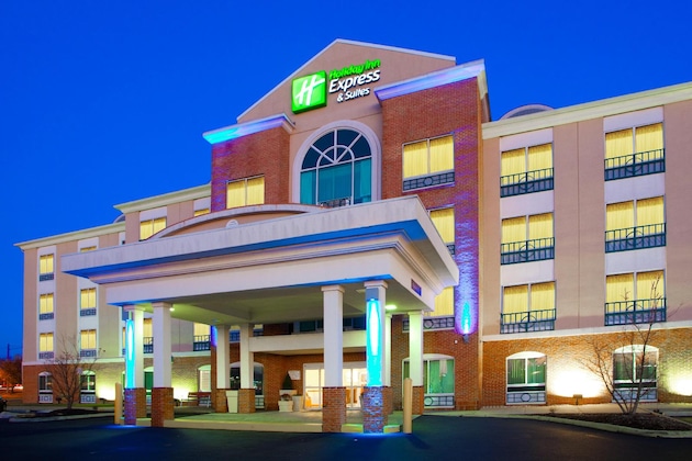 Gallery - Holiday Inn Express Hotel & Suites Woodbridge By Ihg