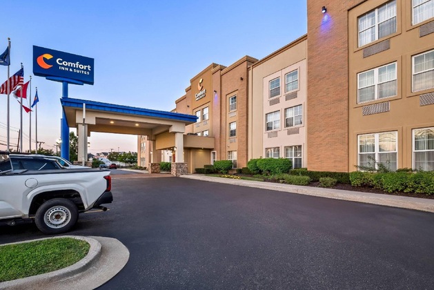 Gallery - Comfort Inn & Suites Allen Park - Dearborn