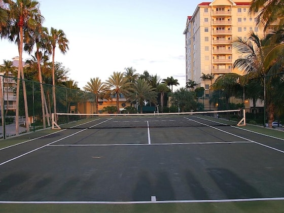 Gallery - Vanderbilt Beach Resort