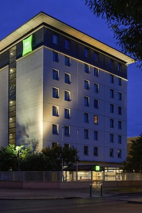 Gallery - Ibis Styles Paris Gennevilliers
