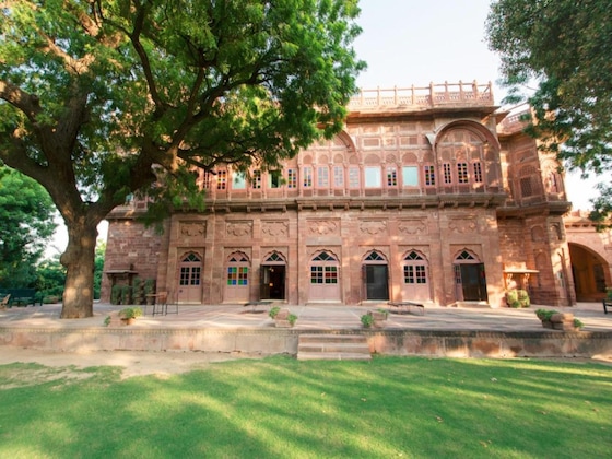 Gallery - Wh Bal Samand Lake Palace