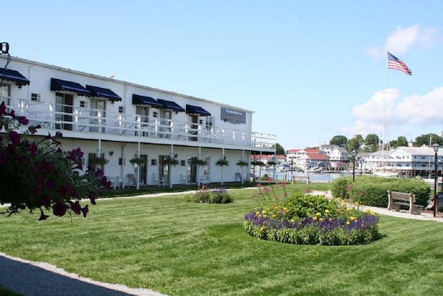 Gallery - Boothbay Harbor Inn