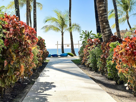 Gallery - Bayview The Beach Resort