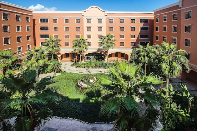 Gallery - Tokyo Disney Celebration Hotel