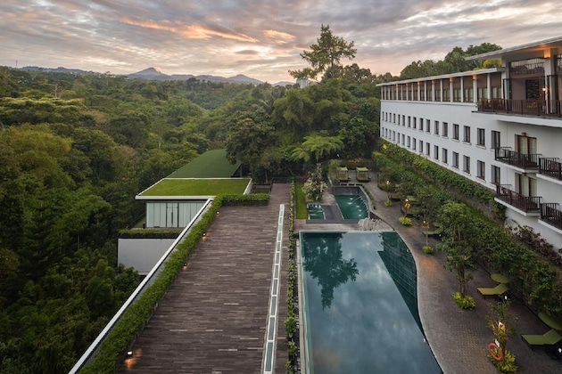 Gallery - Padma Hotel Bandung