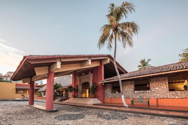 Gallery - Holiday Inn Resort Ixtapa All-Inclusive, An IHG Hotel