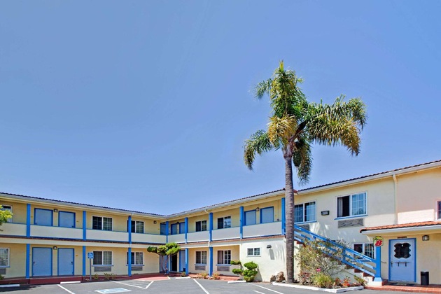 Gallery - Super 8 By Wyndham Berkeley