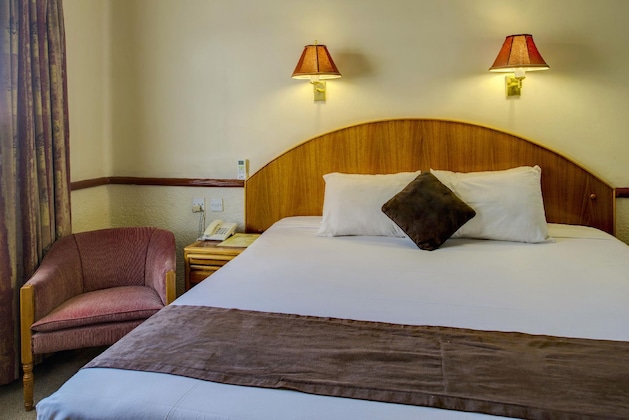 Gallery - New Ambassador Hotel