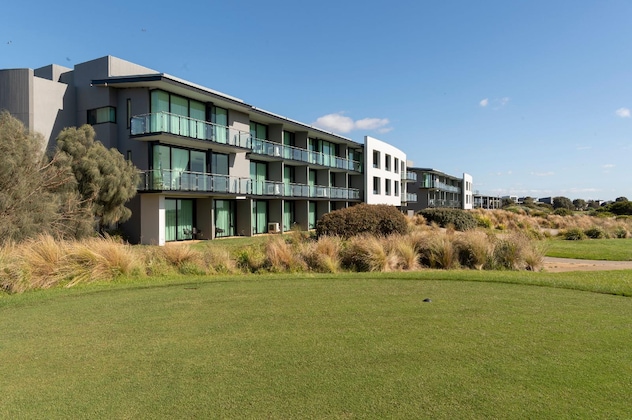 Gallery - The Sands Torquay