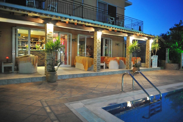 Gallery - Makis Apartments