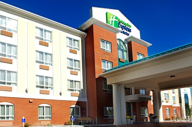 Gallery - Holiday Inn Express Hotel & Suites Edson By Ihg
