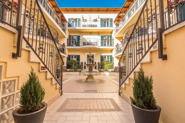 Gallery - Aurelia Vatican Apartments