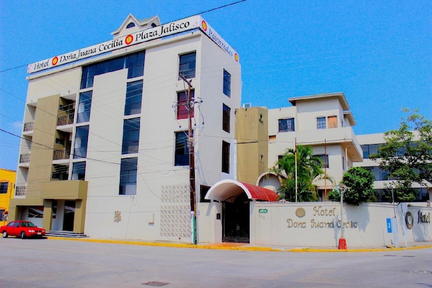 Gallery - Doña Juana Cecilia Plaza Jalisco