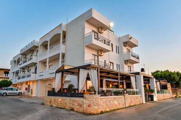 Gallery - Alexis Hotel