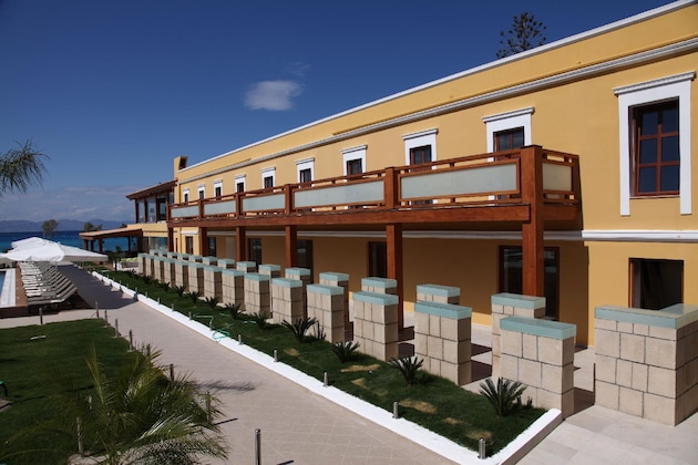 Gallery - Villa Di Mare Seaside Suites