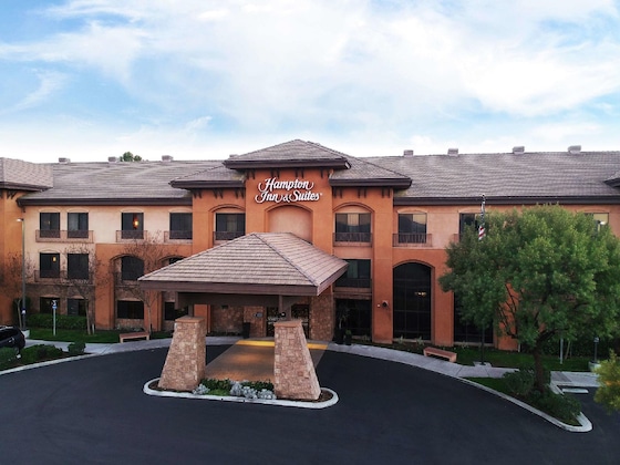 Gallery - Hampton Inn & Suites Temecula