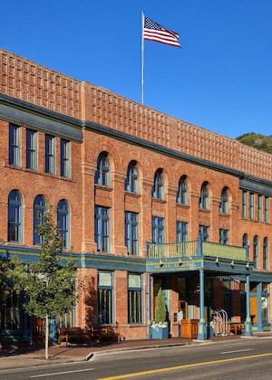 Gallery - Hotel Jerome, Auberge Resorts Collection