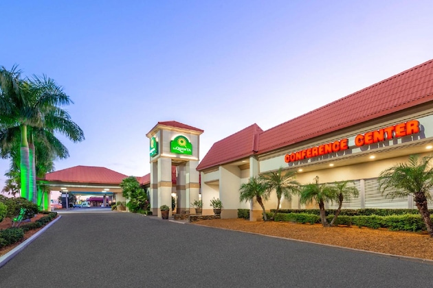 Gallery - La Quinta Inn By Wyndham Clearwater Central