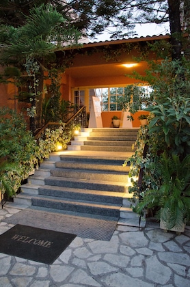 Gallery - Athos Hotel