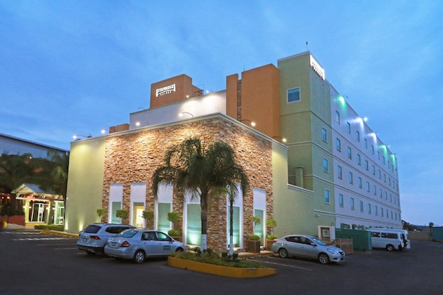 Gallery - Staybridge Suites Queretaro By Ihg
