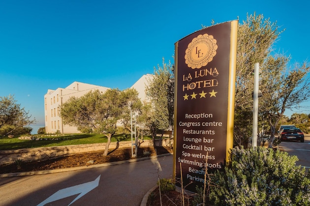 Gallery - Family Hotel La Luna