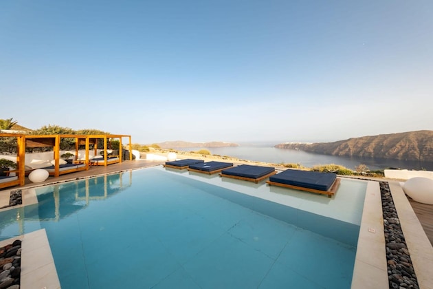 Gallery - Amaze Suites