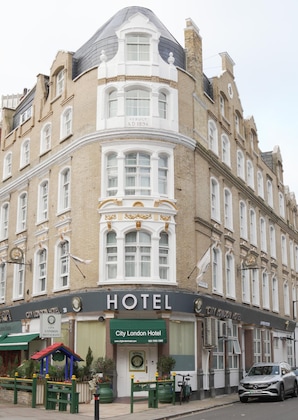 Gallery - The Bridge Hotel London