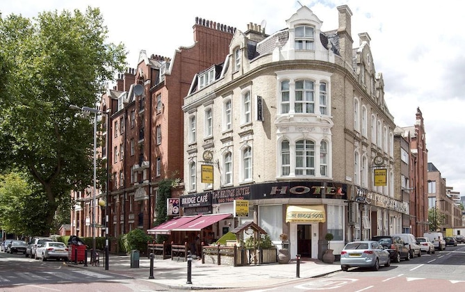 Gallery - City London Hotel