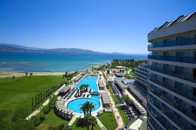 Gallery - Venosa Beach Resort & Spa