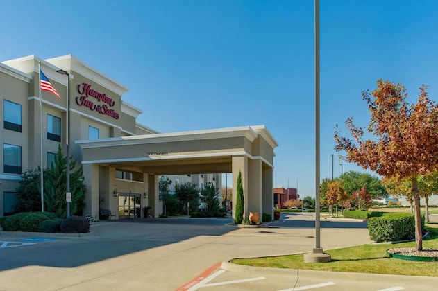 Gallery - Hampton Inn & Suites Fort Worth-Fossil Creek