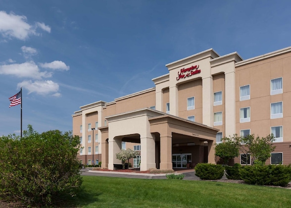 Gallery - Hampton Inn & Suites Davenport
