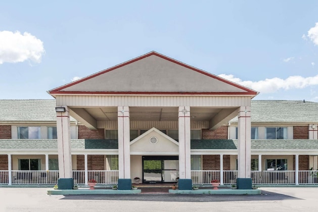 Gallery - Days Inn By Wyndham Columbus In