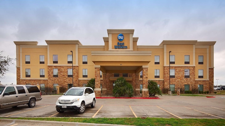 Gallery - Best Western Bastrop Pines Inn