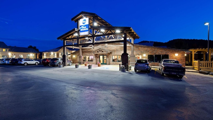 Gallery - Best Western Golden Spike Inn & Suites