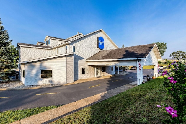 Gallery - Rodeway Inn - Ludington