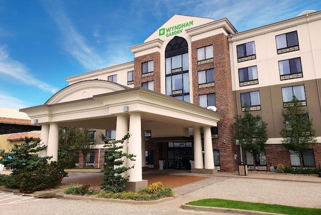 Gallery - Wyndham Garden Erie