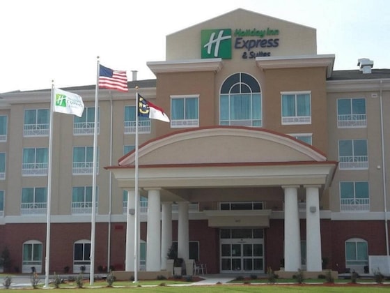 Gallery - Holiday Inn Express Hotel & Suites Smithfield - Selma I -95 By Ihg
