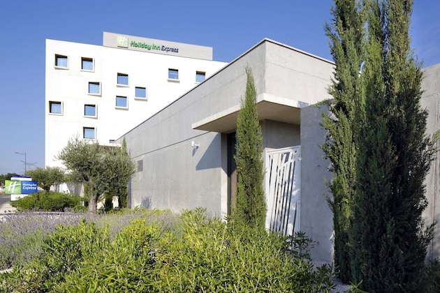Gallery - Holiday Inn Express Montpellier - Odysseum, An Ihg Hotel