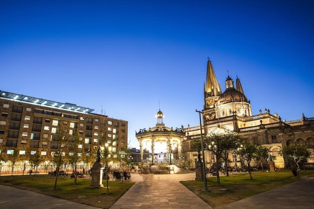 Gallery - One Guadalajara Centro Histórico