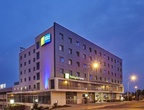 Gallery - Holiday Inn Express Lisbon - Alfragide, An Ihg Hotel