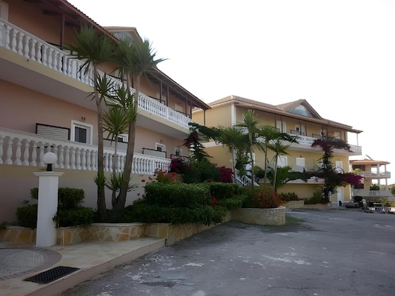 Gallery - Zante View Studios