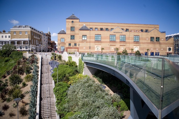 Gallery - Holiday Inn Southend By Ihg