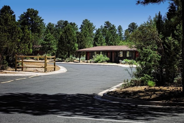 Gallery - Yavapai Lodge West