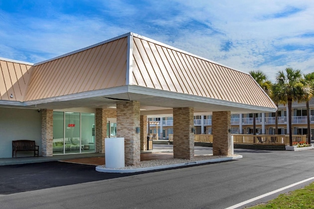 Gallery - Quality Inn & Suites