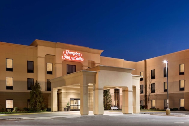 Gallery - Hampton Inn & Suites Mahwah